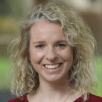 Dr. Lisa Hynes
